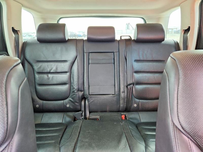 Снимка 10 от търг – 2016 VOLKSWAGEN TOUAREG с VIN WVGEF9BP8GD012964
