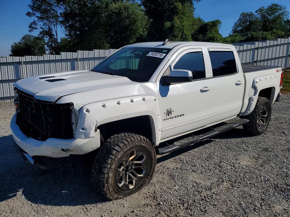 CHEVROLET SILVERADO 2018 с VIN 3GCUKREC5JG312640 - Снимка от търг