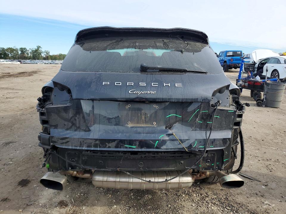 Photo 6 from auction – 2016 PORSCHE CAYENNE with VIN WP1AA2A21GLA10539