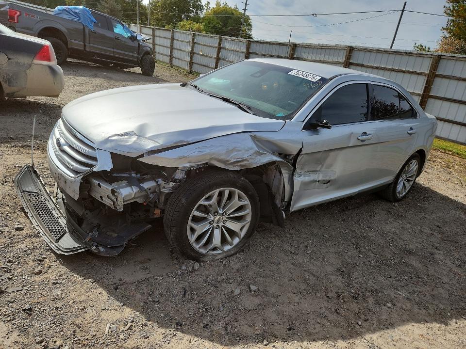 FORD TAURUS 2019 с VIN 1FAHP2F8XKG115373 - Снимка от търг