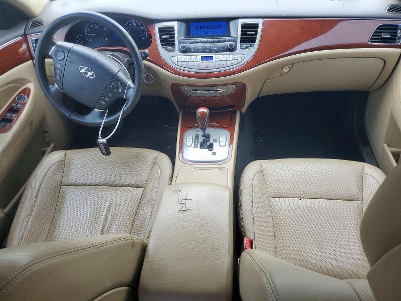 Photo 8 from auction – 2013 HYUNDAI GENESIS with VIN KMHGC4DD2DU214797