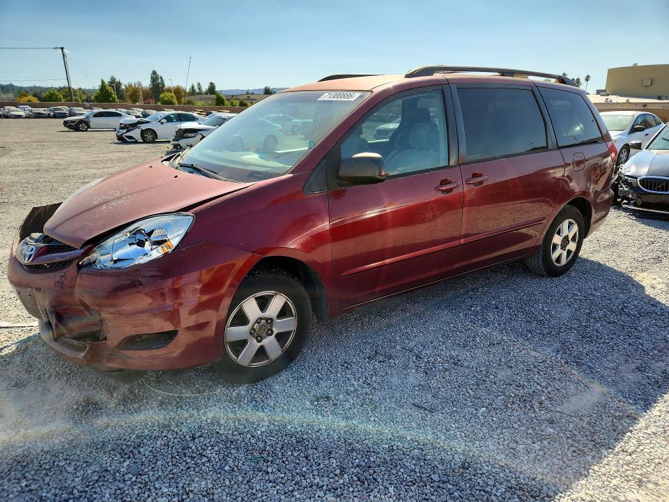 Снимка 1 от търг – 2006 TOYOTA SIENNA с VIN 5TDZA23C56S515636