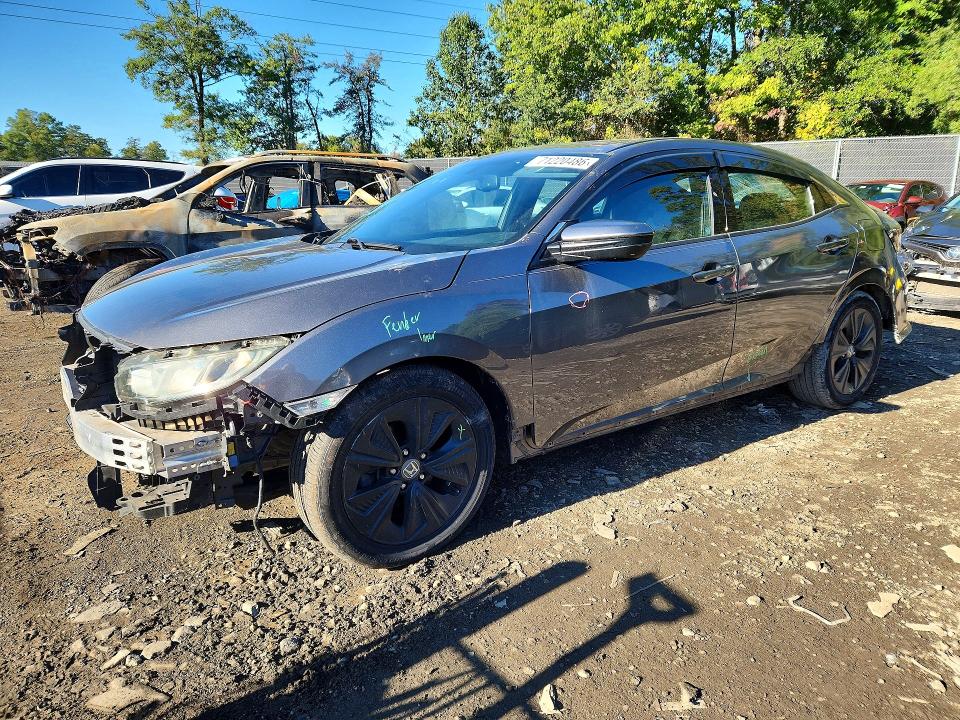 HONDA CIVIC 2017 مع رقم تعريف المركبة SHHFK7H78HU412452 - صورة من المزاد