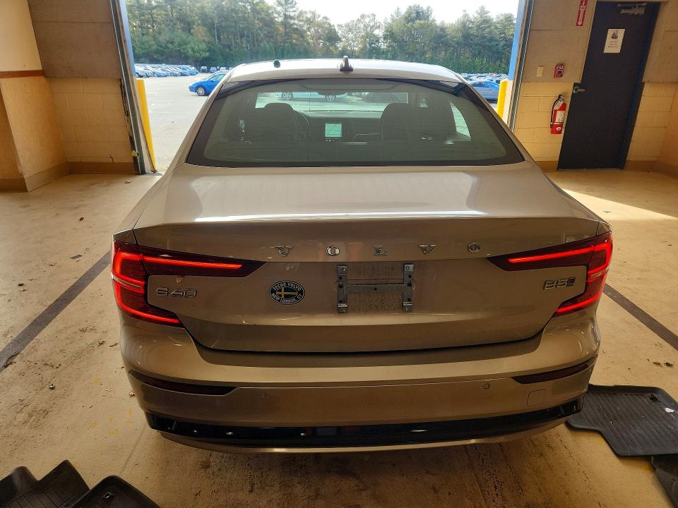 Foto 6 de la subasta – 2024 VOLVO S60 con VIN 7JRL12TM9RG323022
