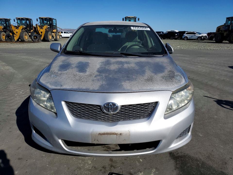 Снимка 5 от търг – 2009 TOYOTA COROLLA с VIN 1NXBU40E79Z143268