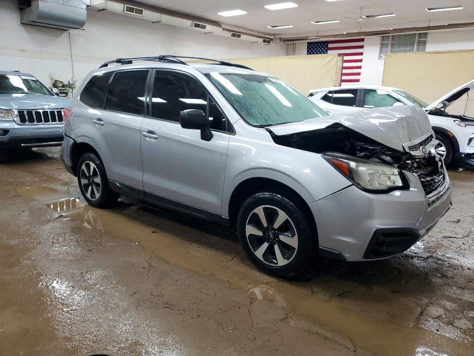 Photo 4 from auction – 2018 SUBARU FORESTER with VIN JF2SJABC3JH437644