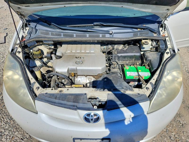 Photo 12 from auction – 2010 TOYOTA SIENNA with VIN 5TDYK4CC4AS302724