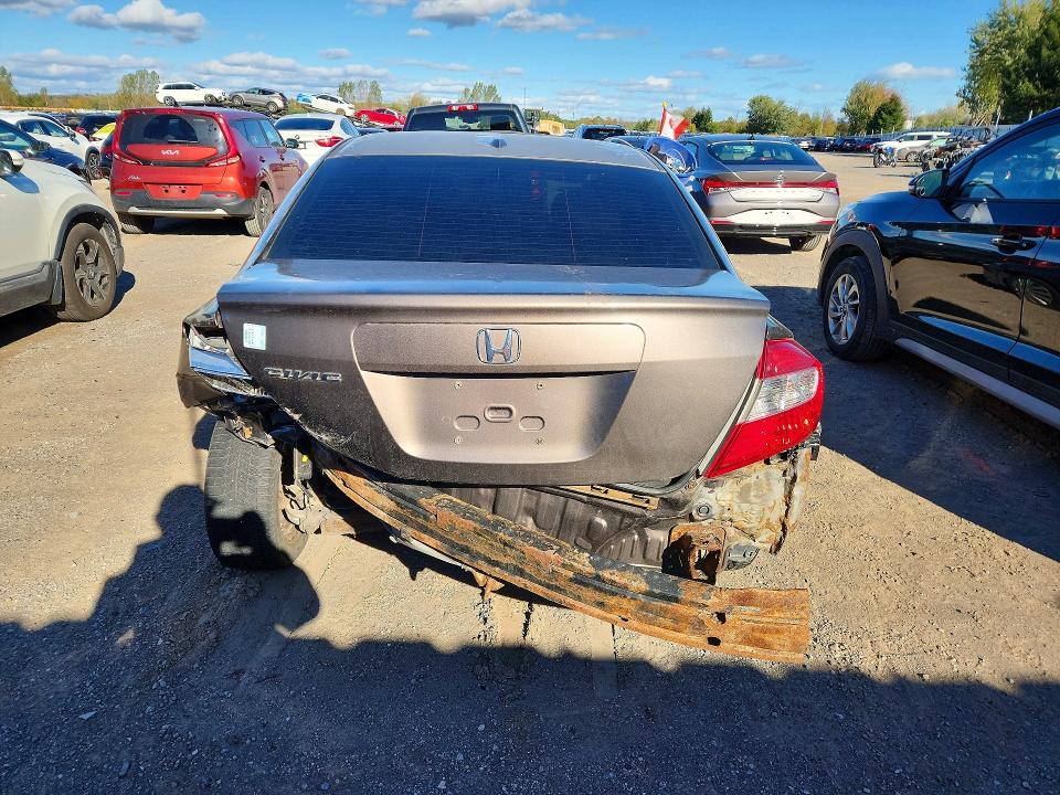 Photo 6 from auction – 2012 HONDA CIVIC with VIN 2HGFB2F96CH039151