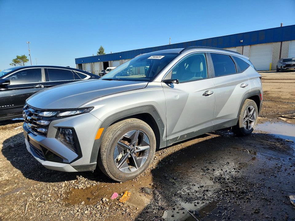 HYUNDAI TUCSON 2026 with VIN 5NMJB3DE9TH623658 - Photo from auction