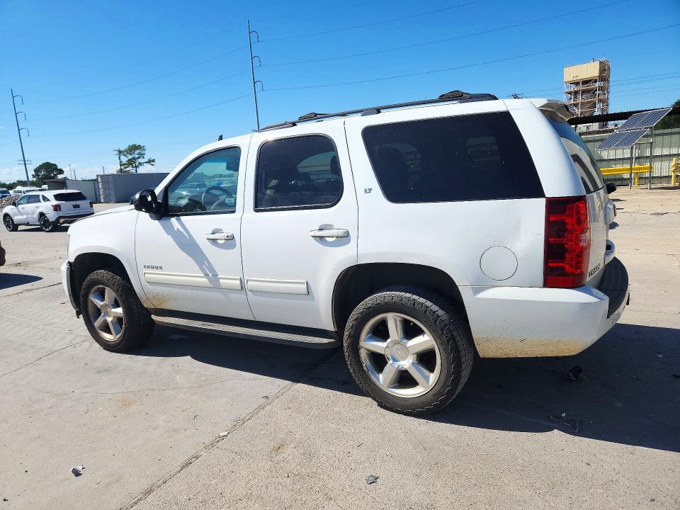Photo 2 from auction – 2014 CHEVROLET TAHOE with VIN 1GNSCBE09ER154589
