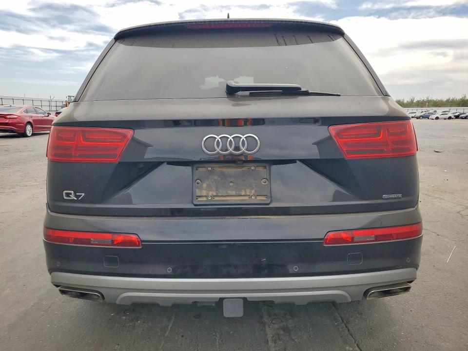 Фото 6 с аукциона – 2017 AUDI Q7 с VIN WA1LHAF71HD039193