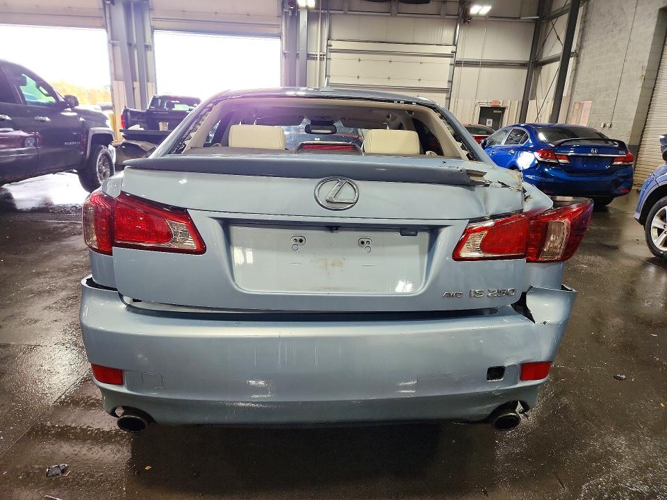 Foto 6 de la subasta – 2011 LEXUS IS con VIN JTHCF5C25B5049513