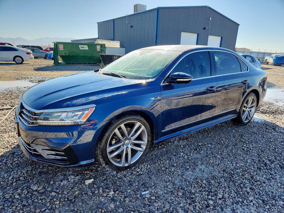 VOLKSWAGEN PASSAT 2019 с VIN 1VWMA7A39KC002067 - Снимка от търг