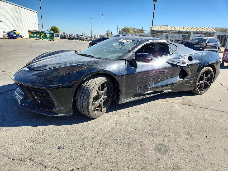 CHEVROLET CORVETTE 2021 مع رقم تعريف المركبة 1G1YB2D46M5106587 - صورة من المزاد
