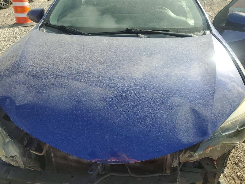 Снимка 11 от търг – 2017 TOYOTA COROLLA с VIN 5YFBURHE2HP649057