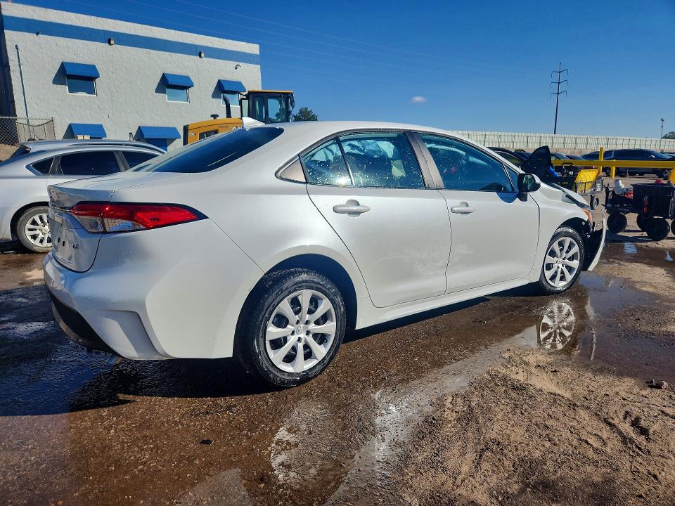 Photo 3 from auction – 2026 TOYOTA COROLLA with VIN 5YFB4MDE6TP422679