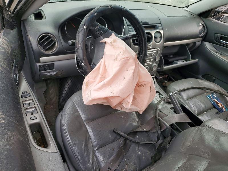 Снимка 8 от търг – 2005 MAZDA 6 с VIN 1YVHP82D655M27572