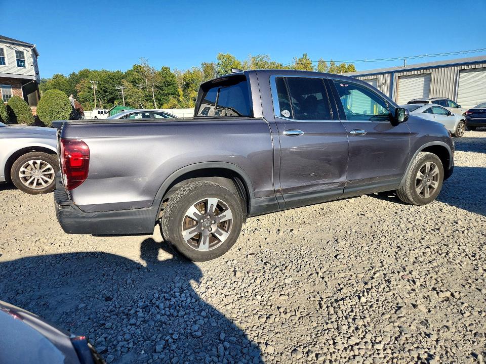 Снимка 3 от търг – 2019 HONDA RIDGELINE с VIN 5FPYK3F7XKB035370
