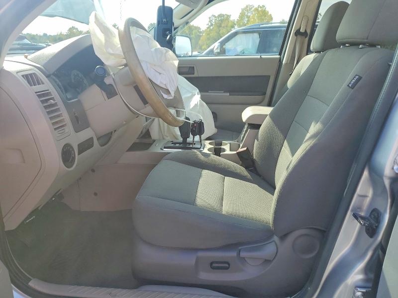Снимка 7 от търг – 2009 FORD ESCAPE с VIN 1FMCU03739KB63930