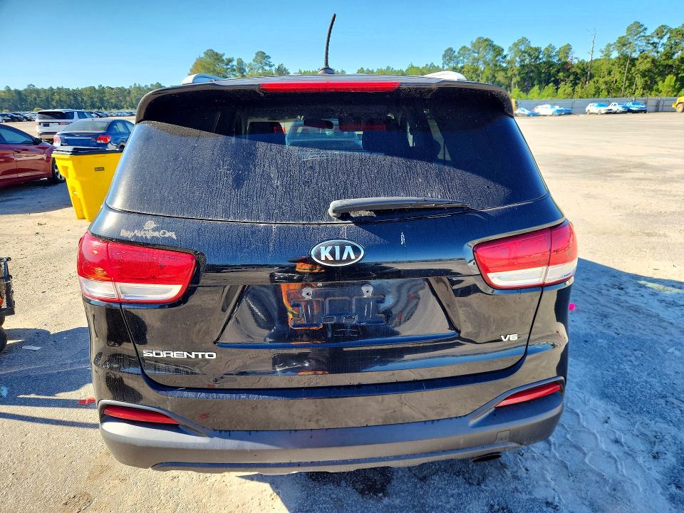 Foto 6 de la subasta – 2016 KIA SORENTO con VIN 5XYPG4A52GG160901