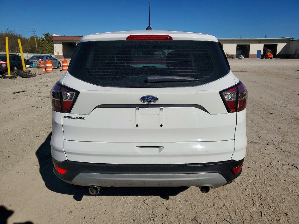 Снимка 6 от търг – 2017 FORD ESCAPE с VIN 1FMCU0F7XHUB80013
