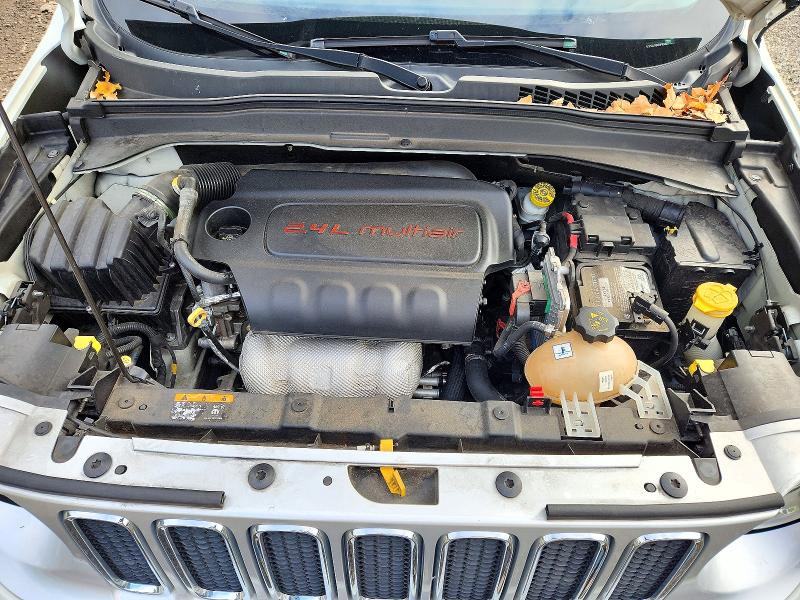 Фото 12 с аукциона – 2017 JEEP RENEGADE с VIN ZACCJADB8HPE91001