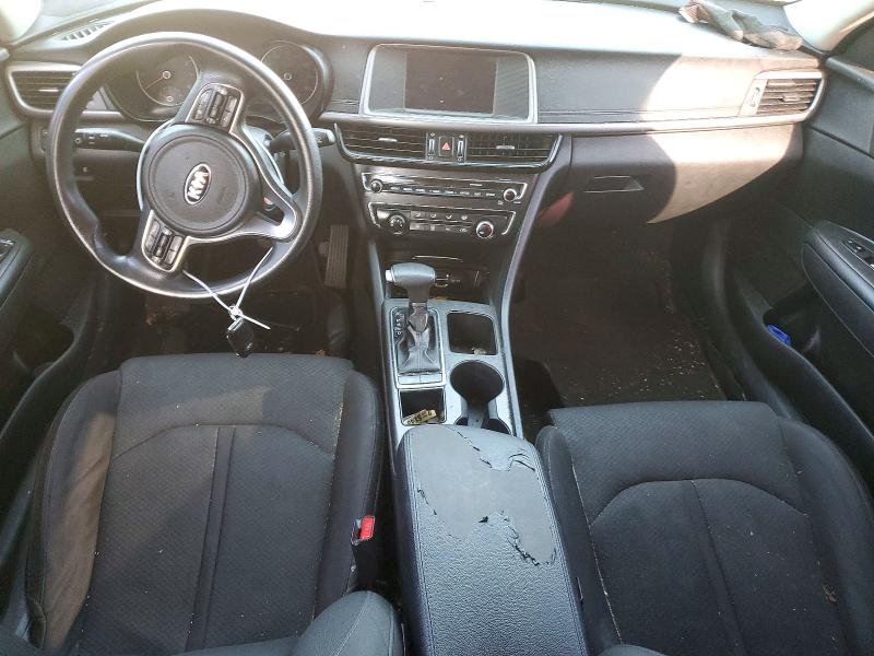 Foto 8 de la subasta – 2017 KIA OPTIMA con VIN 5XXGT4L38HG172399