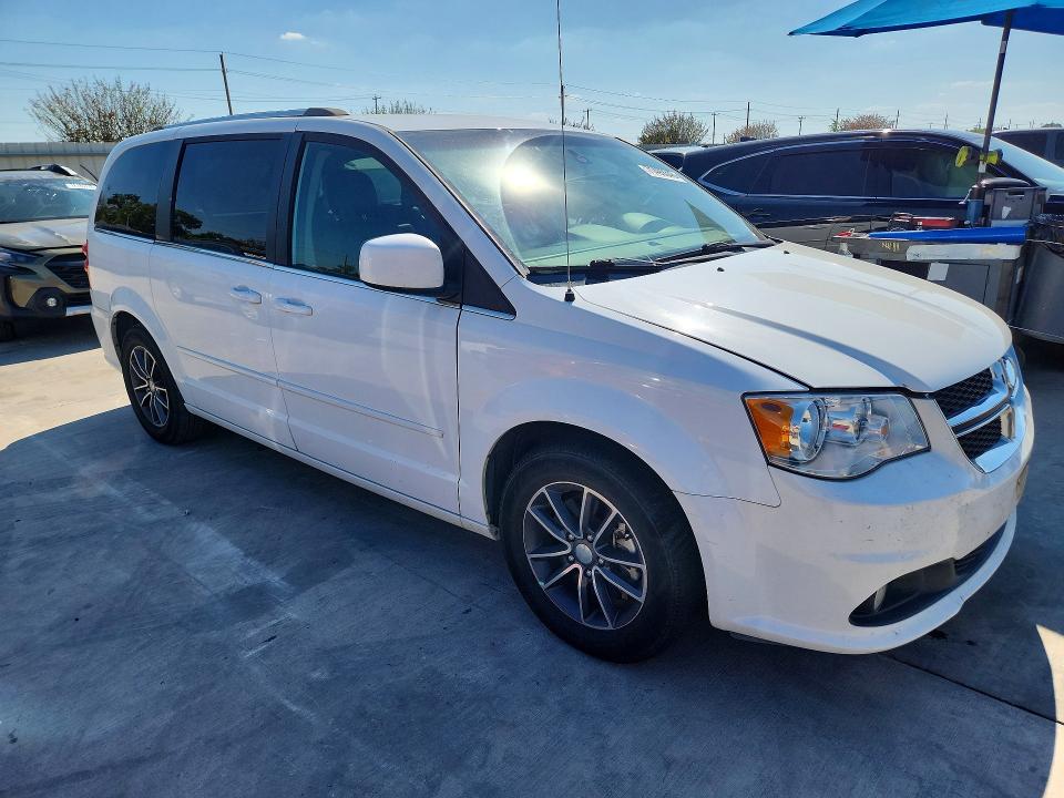 Photo 4 from auction – 2017 DODGE GRAND CARAVAN with VIN 2C4RDGCG8HR783308