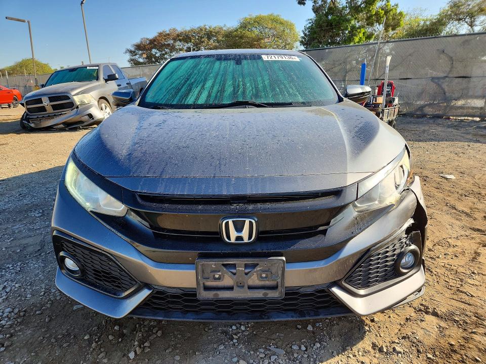 Снимка 5 от търг – 2017 HONDA CIVIC с VIN SHHFK7H54HU430316