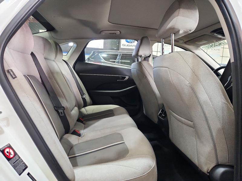 Снимка 10 от търг – 2021 HYUNDAI SONATA с VIN 5NPEF4JA2MH099917