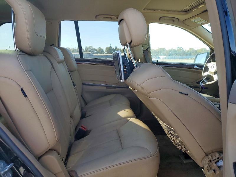 Photo 11 from auction – 2011 MERCEDES-BENZ GL with VIN 4JGBF7BE2BA660770