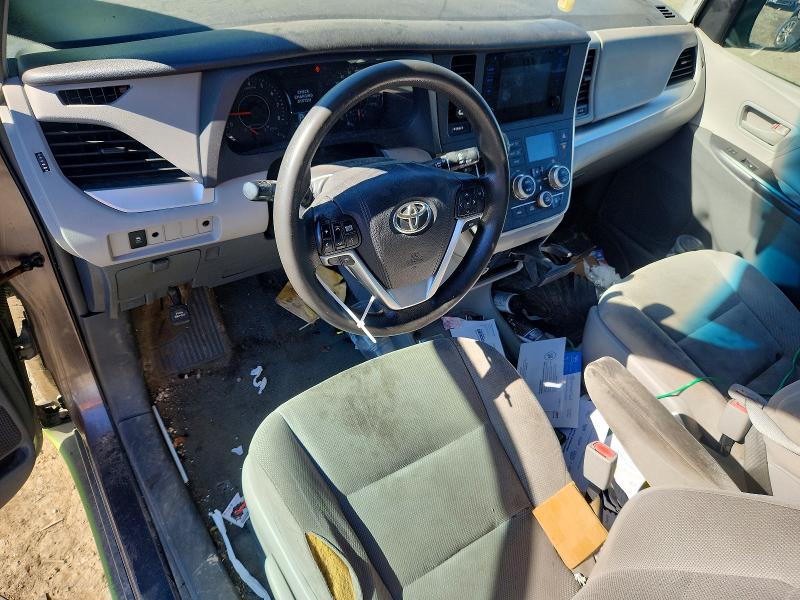 Photo 8 from auction – 2015 TOYOTA SIENNA with VIN 5TDZK3DCXFS593685