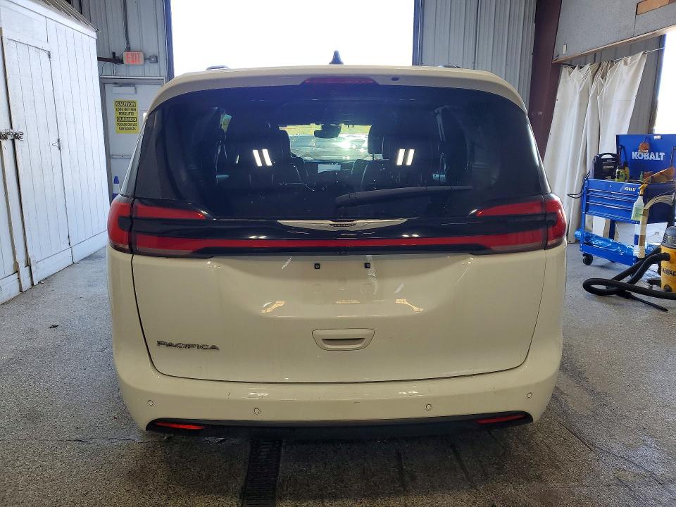 Снимка 6 от търг – 2025 CHRYSLER PACIFICA с VIN 2C4RC1GG9SR578100