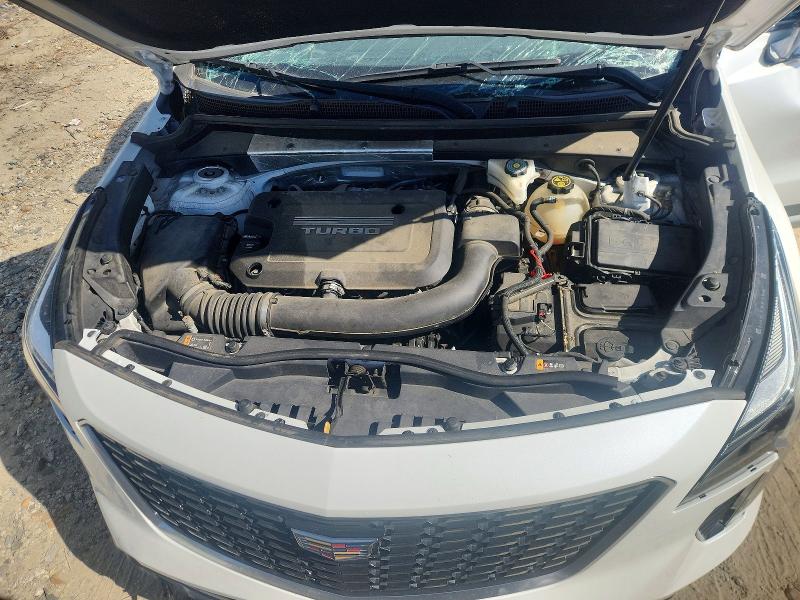 Photo 12 from auction – 2019 CADILLAC XT4 with VIN 1GYFZCR45KF200034