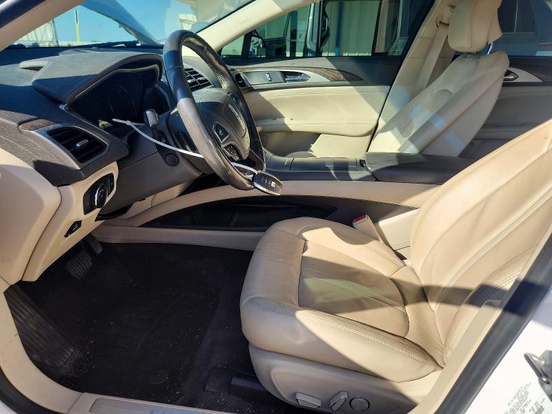 Снимка 7 от търг – 2017 LINCOLN MKZ с VIN 3LN6L5C98HR608106