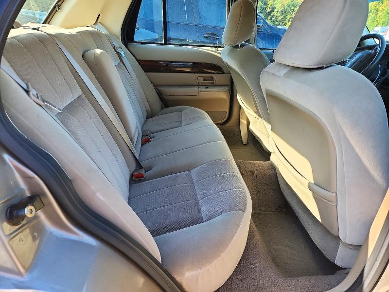 Снимка 10 от търг – 2004 MERCURY GRAND MARQUIS с VIN 2MEFM74W54X641639