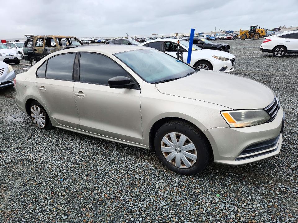 Photo 4 from auction – 2016 VOLKSWAGEN JETTA with VIN 3VW267AJXGM334242