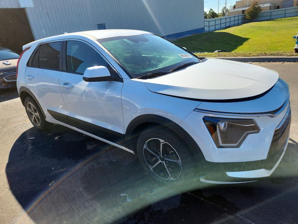 Снимка 4 от търг – 2026 KIA NIRO с VIN KNDCP3LE5T5340625