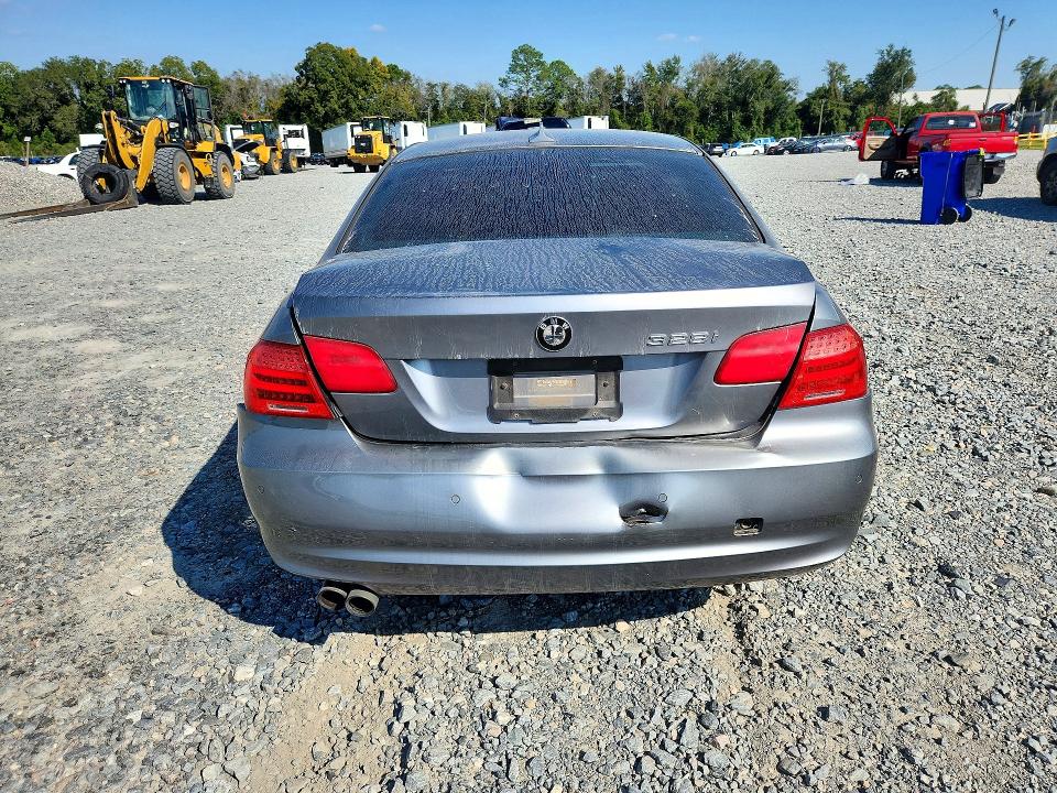 Снимка 6 от търг – 2011 BMW 328 с VIN WBAKE3C54BE769249