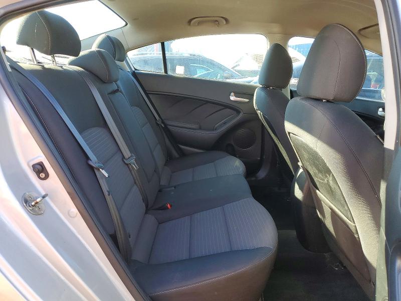 Фото 10 с аукциона – 2018 KIA FORTE с VIN 3KPFL4A73JE195248