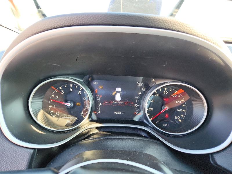 Снимка 9 от търг – 2019 JEEP COMPASS с VIN 3C4NJDBB0KT697667