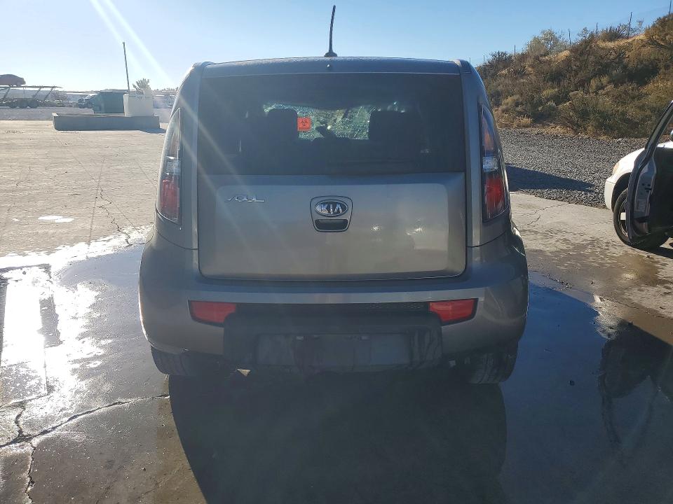 Снимка 6 от търг – 2011 KIA SOUL с VIN KNDJT2A20B7277992