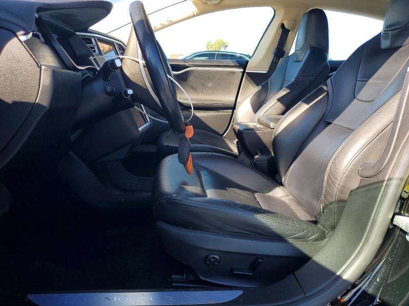 Снимка 7 от търг – 2015 TESLA MODEL S с VIN 5YJSA1H26FF086913