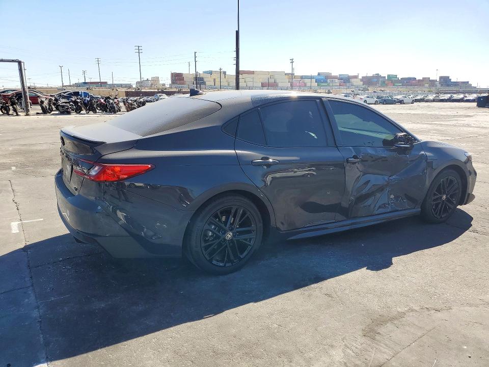 Photo 3 from auction – 2026 TOYOTA CAMRY with VIN 4T1DAACK5TU670749