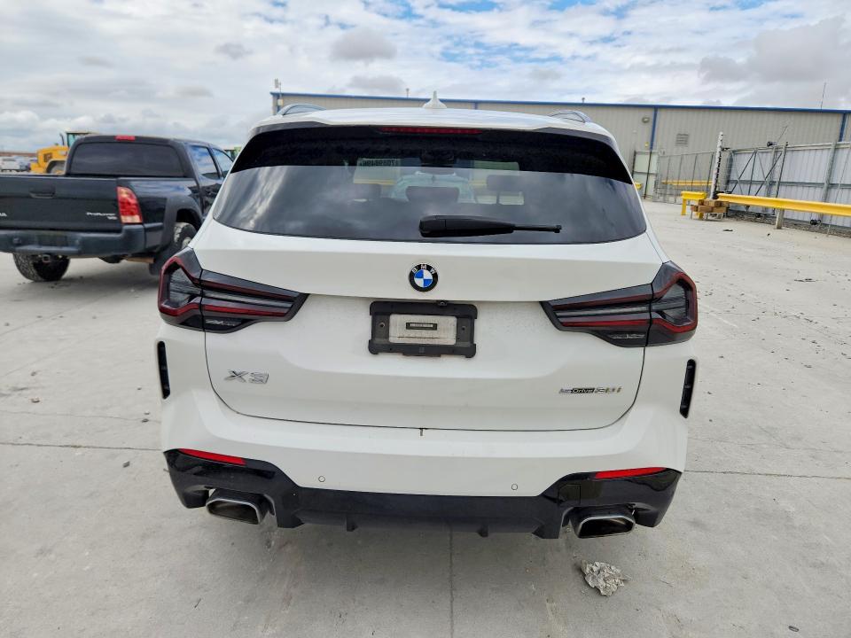 Снимка 6 от търг – 2023 BMW X3 с VIN 5UX43DP02P9P48890