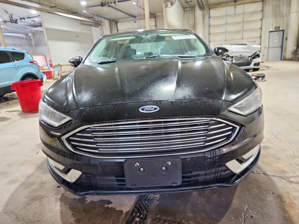 Photo 5 from auction – 2017 FORD FUSION with VIN 3FA6P0PU4HR198968