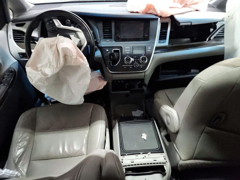 Снимка 8 от търг – 2015 TOYOTA SIENNA с VIN 5TDDK3DC5FS125857