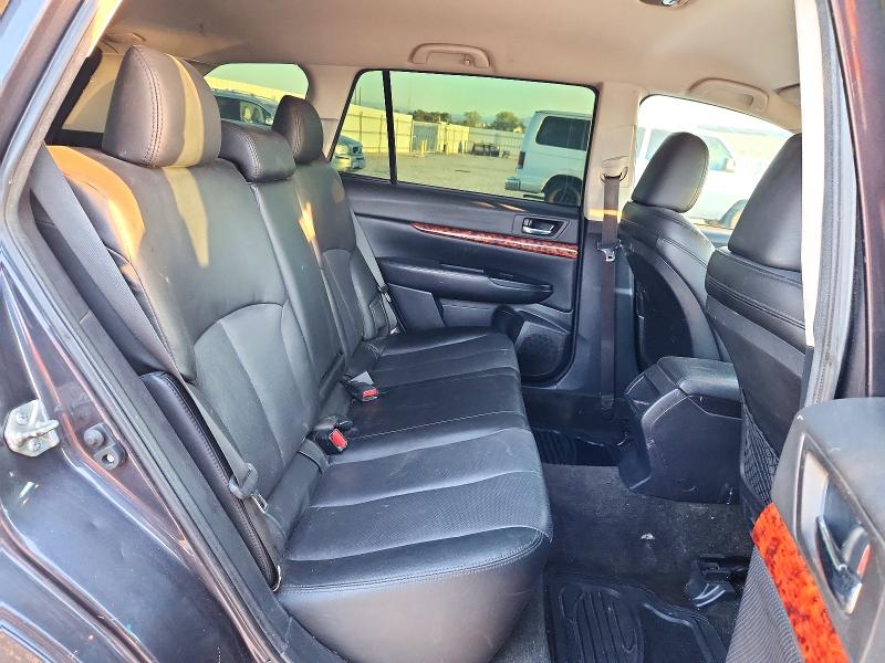 Фото 10 с аукциона – 2012 SUBARU OUTBACK с VIN 4S4BRBJC3C3271040