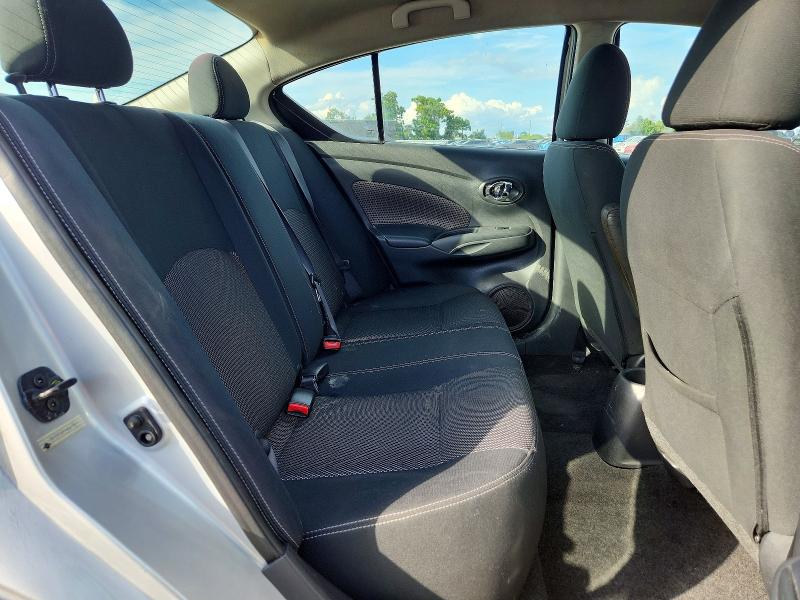 Снимка 10 от търг – 2017 NISSAN VERSA с VIN 3N1CN7AP1HK417671
