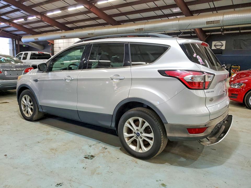 Photo 2 from auction – 2017 FORD ESCAPE with VIN 1FMCU9G96HUE27824